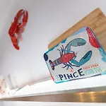 Le Corbeau Et Le Homard * Dijon