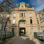 Apartman Le Corbeau Et Le Homard Dijon
