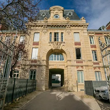 Le Corbeau Et Le Homard, Un Vrai Havre De Paix *