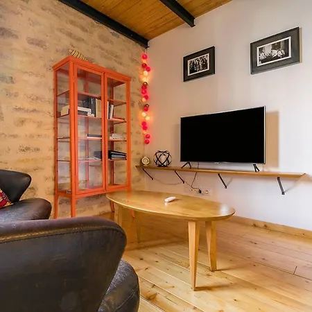 Le Corbeau Et Le Homard Apartman *